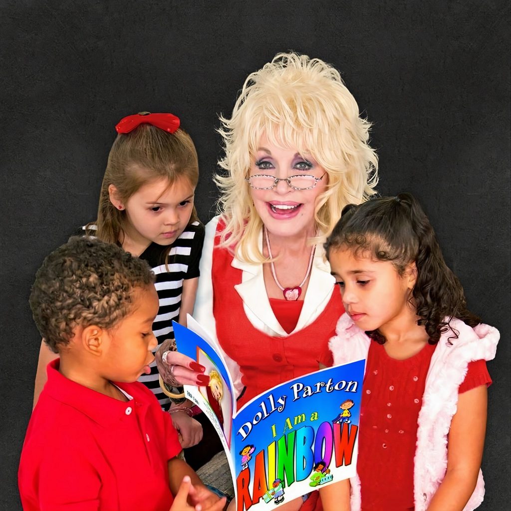 Dolly Parton sharing a book with three kids