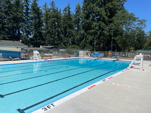 pool with lane makers painted on the bottom