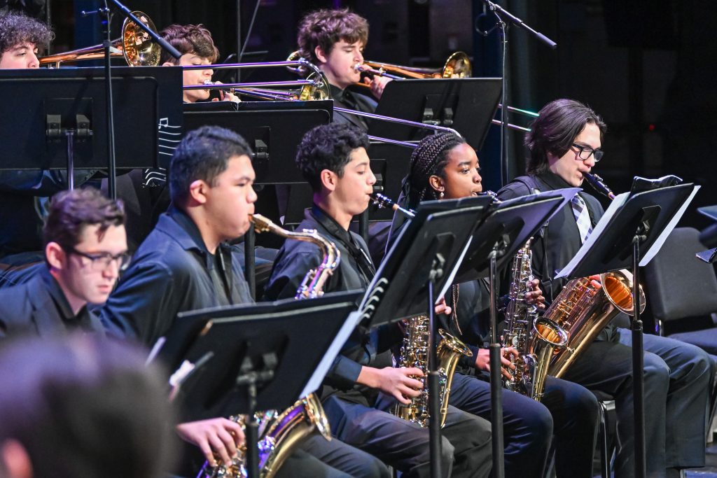 North Thurston Jazz Band performing