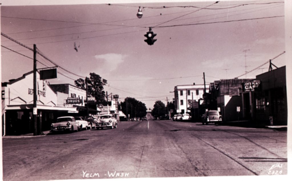 old back and white photo of Yelm, Washington