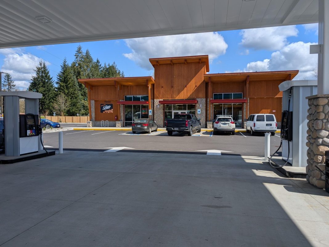 Tumwater Trading Post building from the parking lot