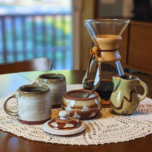 Pottery Wheel Demos & Pinch Pot Making With Alan & Annie Perillo @ Hands On Children's Museum
